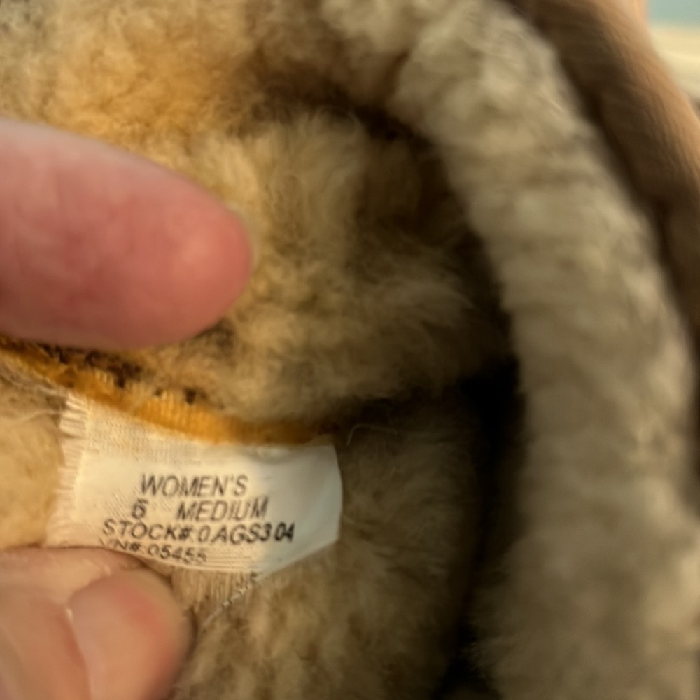L.L. Bean ladies boots. - Picture 9 of 9